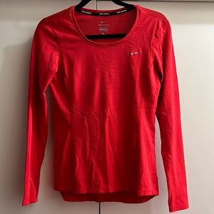 NIKE RUNNING RED LONG SLEEVE